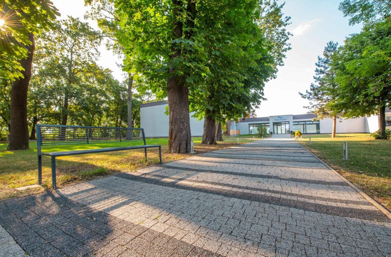 Termaly Male Bielice Hotel Partizanske Exterior photo
